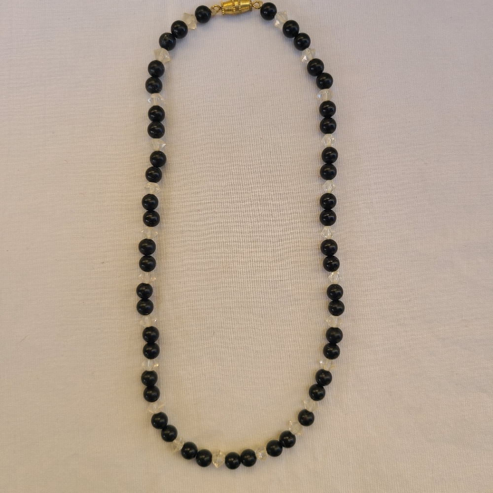 Vintage 15" Clear Iridescent & Black Faceted Small Bead Necklace
